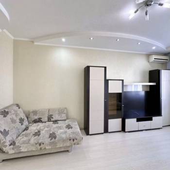 Продается 1-комнатная квартира, 43 м²