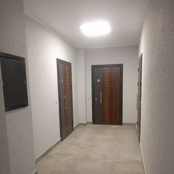Продается 1-комнатная квартира, 42,2 м²