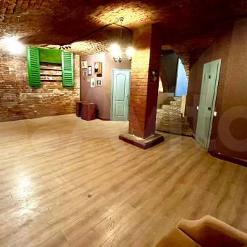 Сдается Нежилое помещение, 174 м²