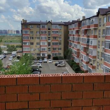 Продается 1-комнатная квартира, 36 м²