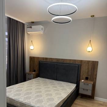 Сдается 1-комнатная квартира, 42 м²