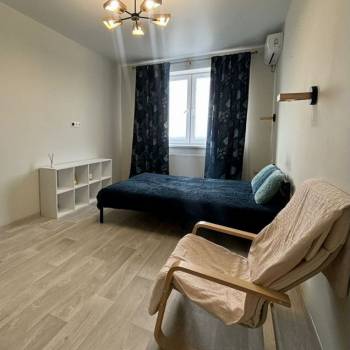 Сдается 1-комнатная квартира, 36 м²