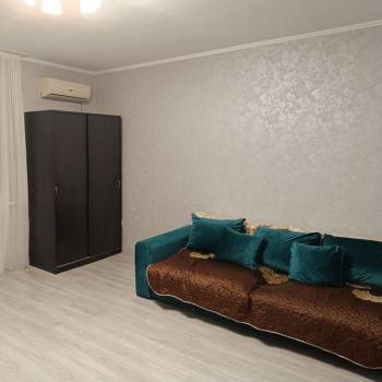 Сдается 1-комнатная квартира, 47 м²