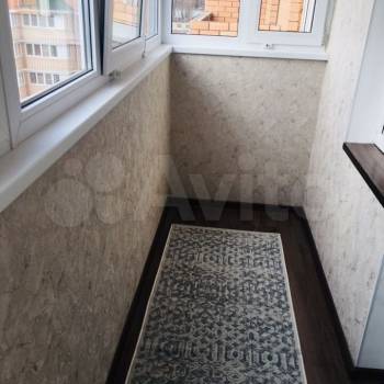 Продается 1-комнатная квартира, 42 м²