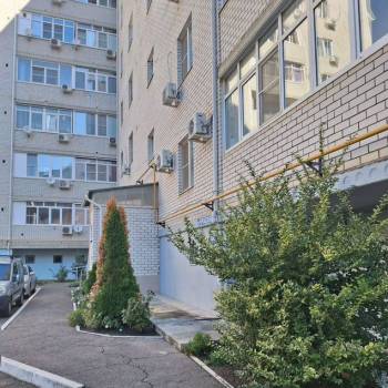Продается 1-комнатная квартира, 52,6 м²