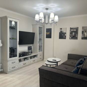 Продается 1-комнатная квартира, 41,9 м²