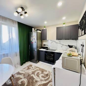 Продается 1-комнатная квартира, 37,4 м²