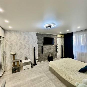 Продается 1-комнатная квартира, 37,4 м²