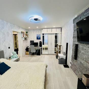 Продается 1-комнатная квартира, 37,4 м²