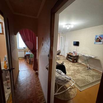 Продается 1-комнатная квартира, 32 м²