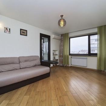 Продается 1-комнатная квартира, 38 м²