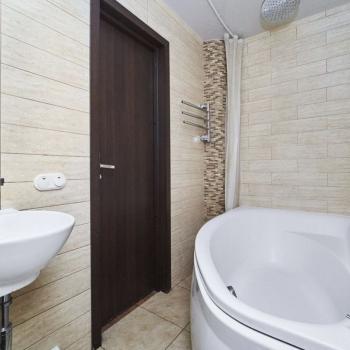 Продается 1-комнатная квартира, 38 м²