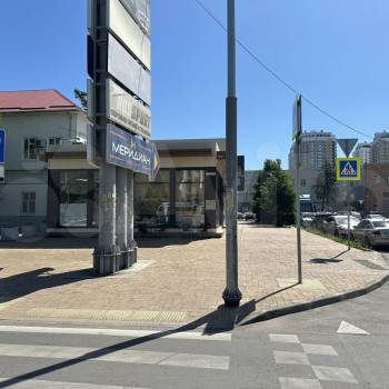 Продается Нежилое помещение, 473 м²