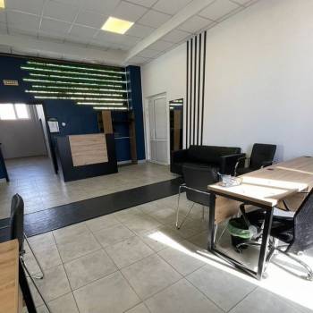 Сдается Нежилое помещение, 150 м²