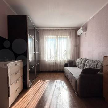 Продается 1-комнатная квартира, 37 м²