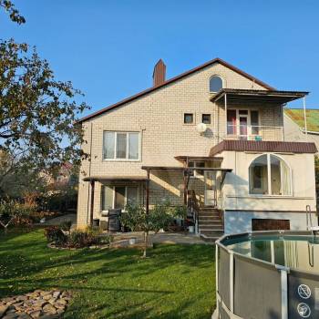 Продается Дом, 320 м²