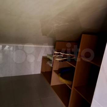 Продается 3-х комнатная квартира, 175 м²