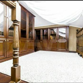 Продается 3-х комнатная квартира, 175 м²