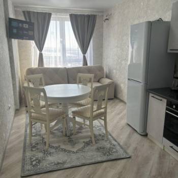 Сдается 1-комнатная квартира, 39 м²