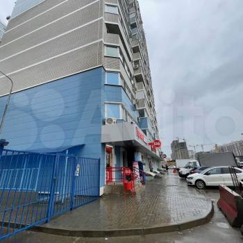 Сдается Нежилое помещение, 450 м²