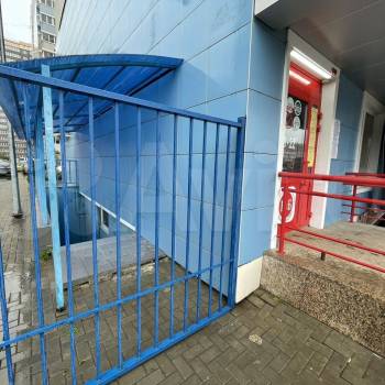 Сдается Нежилое помещение, 450 м²