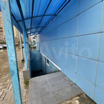 Сдается Нежилое помещение, 450 м²