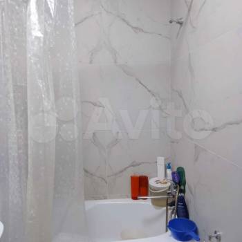 Продается 1-комнатная квартира, 42,2 м²