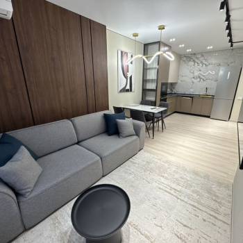 Продается 1-комнатная квартира, 45 м²