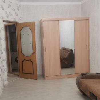 Сдается 1-комнатная квартира, 42,2 м²