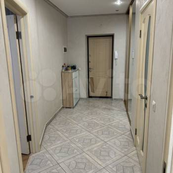 Продается 1-комнатная квартира, 50,7 м²