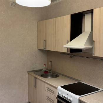 Сдается 1-комнатная квартира, 37,3 м²