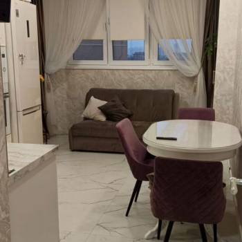 Продается 1-комнатная квартира, 50 м²