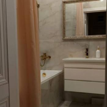 Продается 1-комнатная квартира, 50 м²