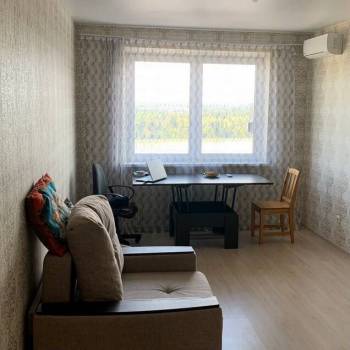 Продается 1-комнатная квартира, 44,5 м²