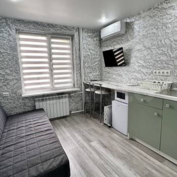 Продается Многокомнатная квартира, 77 м²