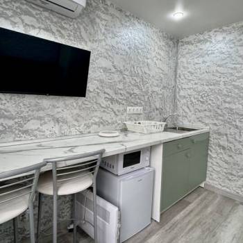 Продается Многокомнатная квартира, 77 м²