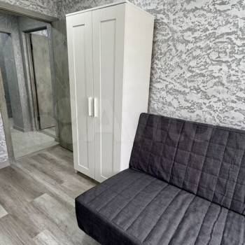 Продается Многокомнатная квартира, 77 м²