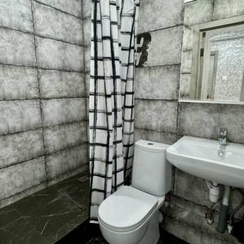 Продается Многокомнатная квартира, 77 м²