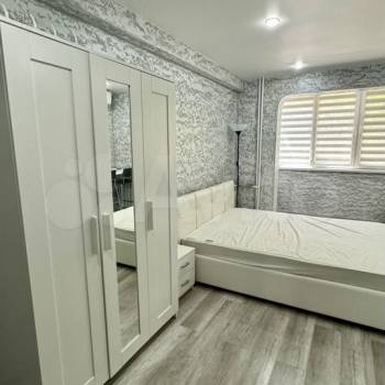 Продается Многокомнатная квартира, 77 м²