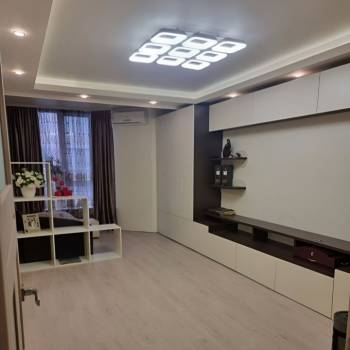 Сдается 1-комнатная квартира, 44 м²