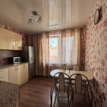 Сдается 1-комнатная квартира, 44 м²