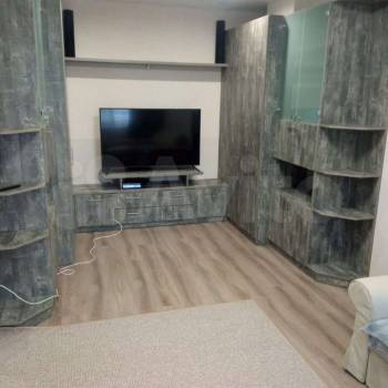 Сдается 1-комнатная квартира, 44,2 м²