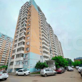 Продается 1-комнатная квартира, 38 м²