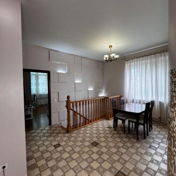 Продается 3-х комнатная квартира, 140 м²