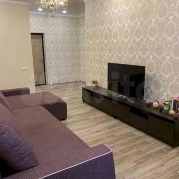 Сдается 1-комнатная квартира, 42 м²