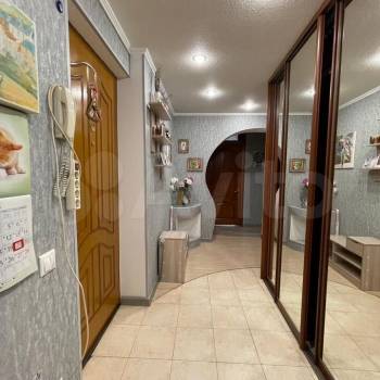 Продается 3-х комнатная квартира, 56 м²