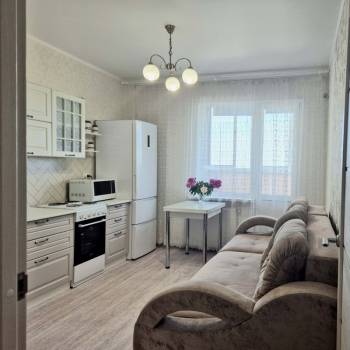 Продается 1-комнатная квартира, 39,6 м²