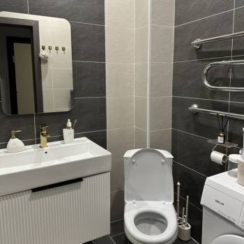 Продается 1-комнатная квартира, 39 м²