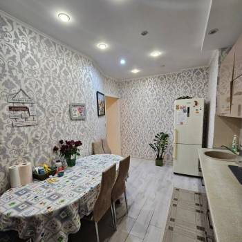 Продается 3-х комнатная квартира, 74,8 м²