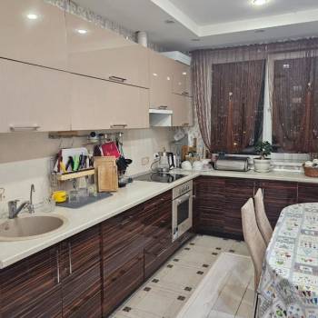 Продается 3-х комнатная квартира, 74,8 м²